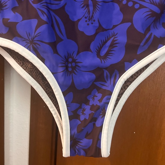 SALE LIMITED EDITION PRINT 🎉 NWT ACACIA ALAU EKUKAI PIPED FULL PIECE SZ L - Picture 7 of 7